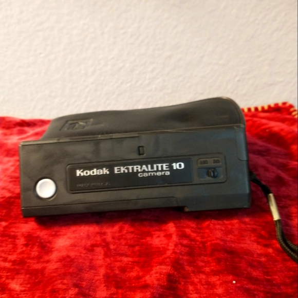 Kodak Other - Vintage Kodak Ektralite 10 Camera